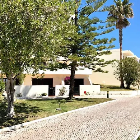 Jardim L Old Town And Beach شقة